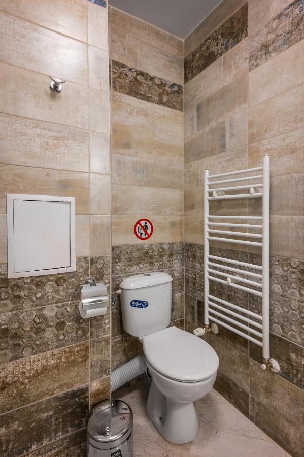 דירות סופיה Nomad Haven: 1Bd Flat With Balcony & Desk מראה חיצוני תמונה